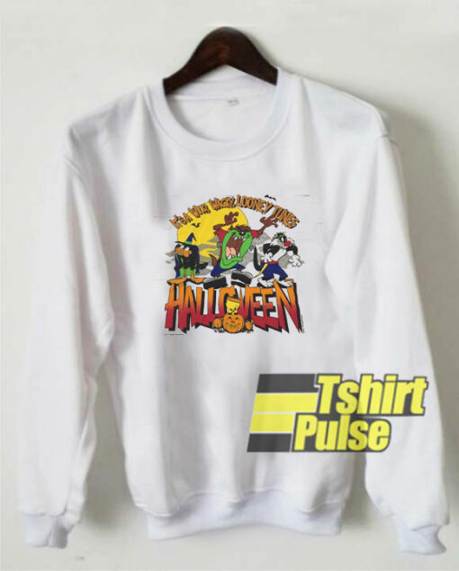 Vintage Looney Tunes Halloween sweatshirt