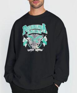 NFL Vintage Philadelphia Eagles Hoodie 1 NFL Vintage Philadelphia Eagles Hoodie 2