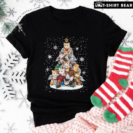 Nice Lovely Kitten Christmas Tree and Snowflakes for Cat Lover T-Shirt