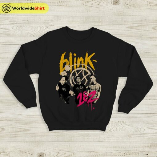 Blink-182 Vintage Tour 90’s Sweatshirt Blink-182 Shirt Music Shirt