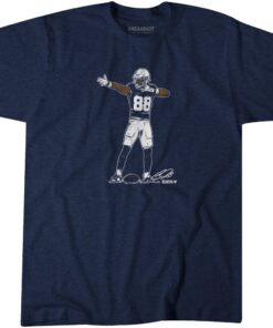 CeeDee Lamb Superstar Pose