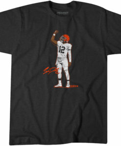 Shedeur Sanders Superstar Pose